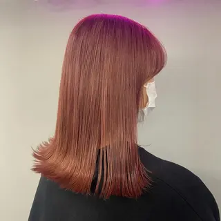 セミロング カラー natsumi / N°ariaのヘアスタイル