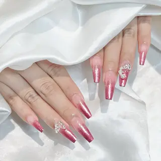 ネイル WISTERIA hayamiのネイルデザイン