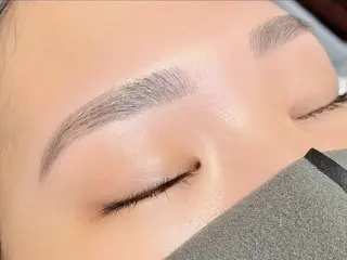 アイブロウ アンジェリカ ミッシェル有明のマツエク・マツパデザイン