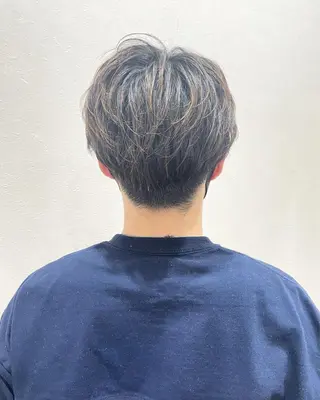 ショート メンズ 佐治 梨乃のヘアスタイル