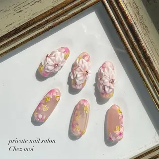 ネイル KOMINE TOMOKOのネイルデザイン