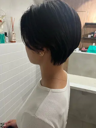 ショート anon Loemのヘアスタイル