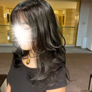 ロング サロンドボーテレイ所属・タナカ Tanakaのヘアスタイル