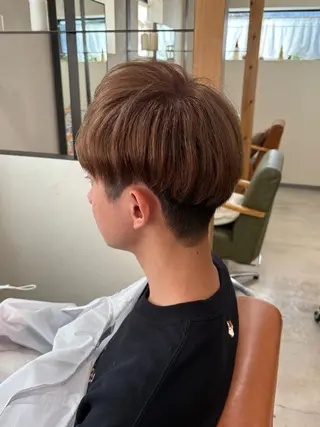 メンズ 艶感暖色カラー /透明感/瀬戸山舞のヘアスタイル