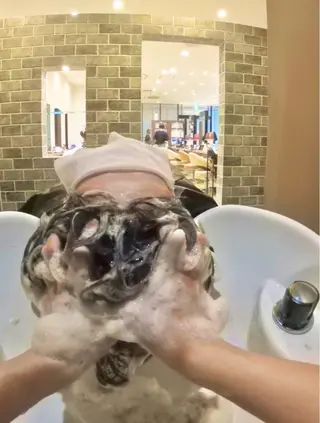 メンズ VISAGE unir所属・岩橋 華織のヘアスタイル