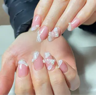 ネイル AngelChris ビューティーサロンのネイルデザイン