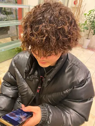 ショート パーマ メンズ 斎藤 彩香のヘアスタイル