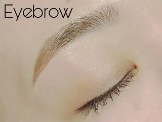 アイブロウ リスブラン MOMOKOのマツエク・マツパデザイン