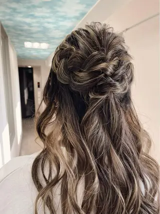 ロング カラー ヘアアレンジ 松井那津子 /ハイライトブリーチのヘアスタイル