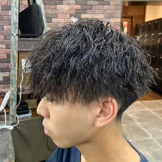 パーマ メンズ 全店No.1🏆✨ 💐深江裕稀💐のヘアスタイル