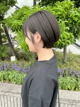 ショート あべ しおりのヘアスタイル