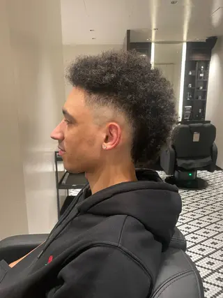 ミディアム メンズ 坂本虎太郎💈メンズ モデル募集中💈のヘアスタイル