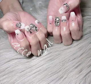 ミディアム atsuco ✴︎のネイルデザイン