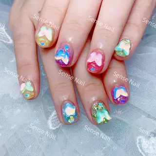 ネイル Kurieitibu 🍬Byu~tīのネイルデザイン