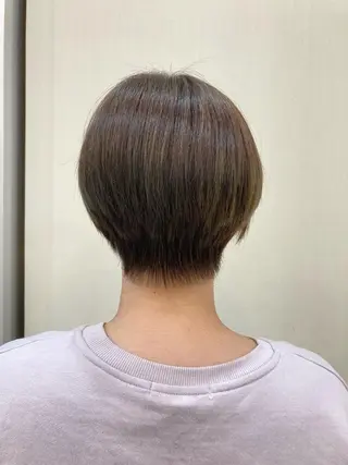 ショート ショート・透明感 カラーconomiのヘアスタイル