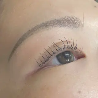 マツエク・マツパ Une fleur SAYAKAの眉毛・アイブロウイメージ