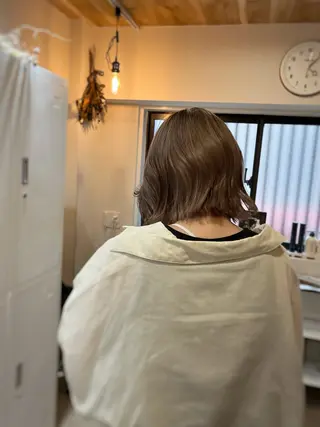 ショート カラー CLOVE所属・下石怜子/レイヤー/ 透明感カラーのヘアスタイル