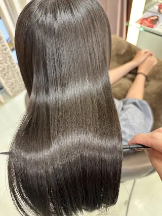 ロング 臼井 早智のヘアスタイル