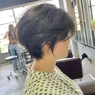 ショート Ms.CHARM【ミズチャーム】所属・韓国/レイヤーカット 顔周り/廣瀬達哉のヘアスタイル