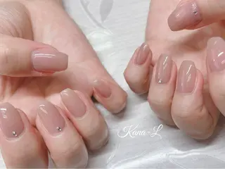 ネイル 芦辺 香奈のネイルデザイン