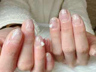 ネイル ECLAT エクラ所属・寺山 千鶴のネイルデザイン