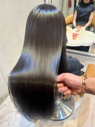 セミロング レイヤー/韓国 ハイトーン興津史弥のヘアスタイル