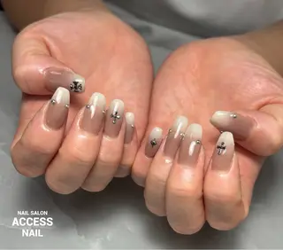 ネイル access nailのネイルデザイン