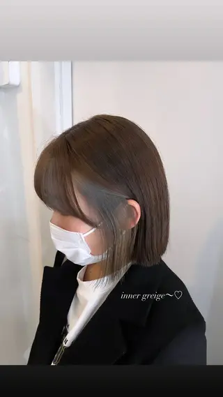 ショート カラー 光本 杏のヘアスタイル