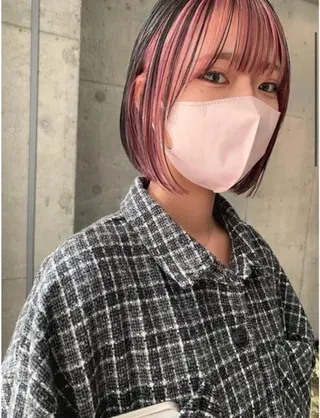 ショート カラー SAKURA 原宿所属・なかの たくみのヘアスタイル