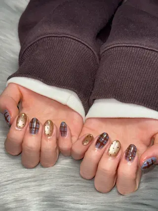 ネイル Momoka 🍑🎀のネイルデザイン