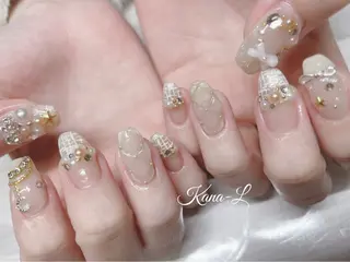 ネイル 芦辺 香奈のネイルデザイン