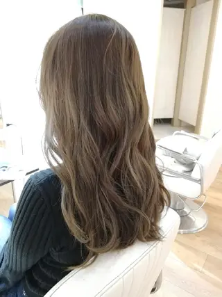 ロング カラー NEWI京橋 *satokoのヘアスタイル