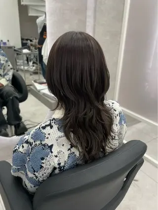 セミロング 愛華 【geep】のヘアスタイル