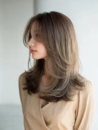 セミロング 生艶髪＆レイヤー🔔 渋谷お薦めNo.1✨のヘアスタイル