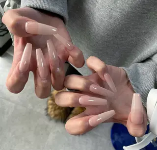 ネイル BERA NAILSのネイルデザイン