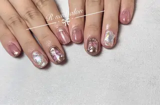 ショート R NAILSALONのネイルデザイン