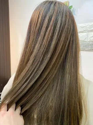 ロング カラー ショートボブ✨️ 池田芽生のヘアスタイル