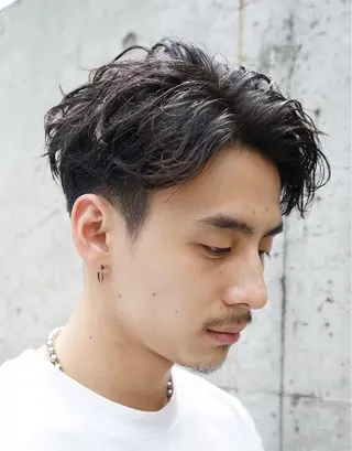 ショート パーマ 松田 優斗のヘアスタイル
