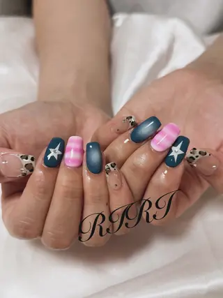ネイル riri オーナーのネイルデザイン