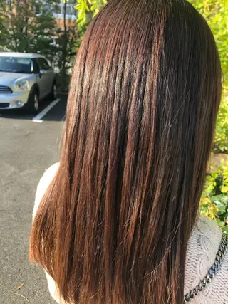 セミロング 小見山 琴衣のヘアスタイル