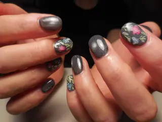 ネイル ihana/ makoのネイルデザイン