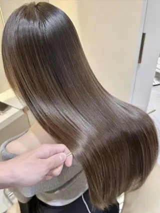 ロング 佐京春奈/縮毛矯正 髪質改善/美髪カラーのヘアスタイル