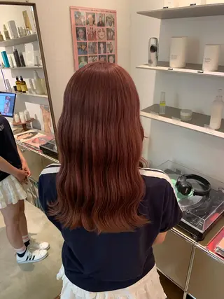 カラー hinata /ハイトーンのヘアスタイル