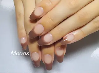 ネイル Moon’s 🌙 nailのネイルデザイン