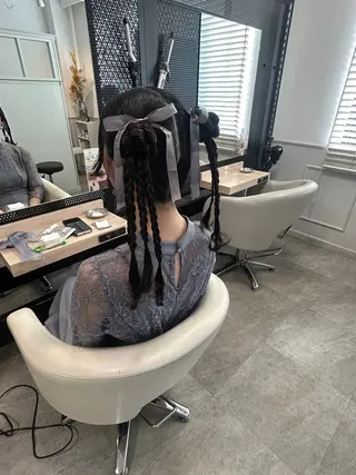 ヘアアレンジ 縮毛•ハイトーン Runaのヘアスタイル