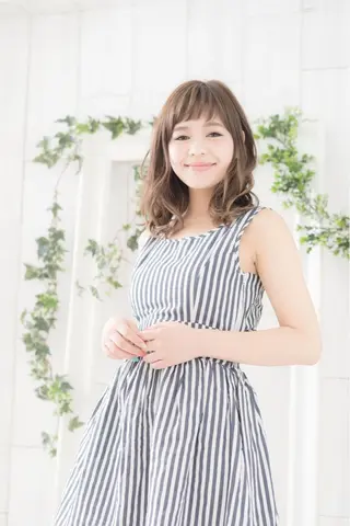 ミディアム THE DAY所属・AKI HASHIMOTOのヘアスタイル