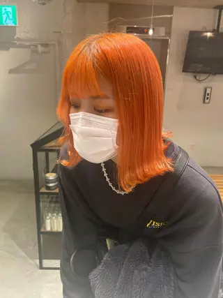 セミロング カラー LUNTY NAMBA所属・艶ハイトーン👑♡ NATSUKIのヘアスタイル