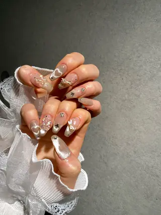 ネイル I-nailロング /ワンホン/キラキラのネイルデザイン