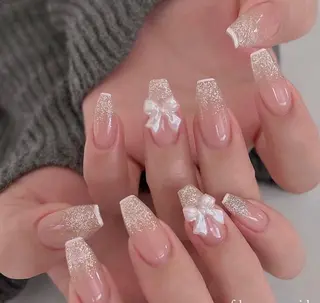 ネイル コウ ヨウのネイルデザイン