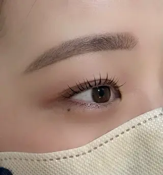 mila 天神 aineのマツエク・マツパデザイン